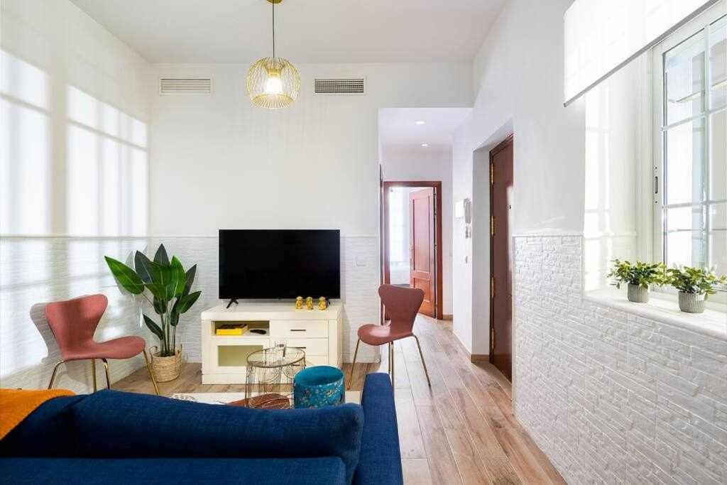 Monkeys Apartments 7Revueltas Deluxe Севиля Екстериор снимка