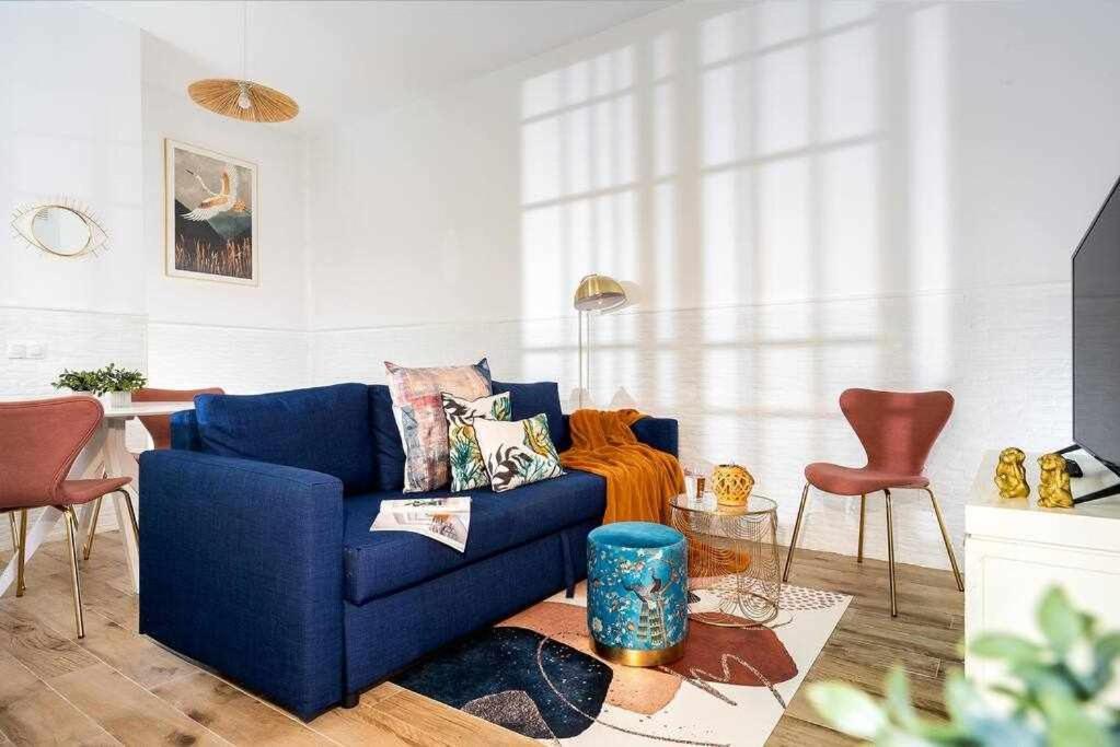 Monkeys Apartments 7Revueltas Deluxe Севиля Екстериор снимка